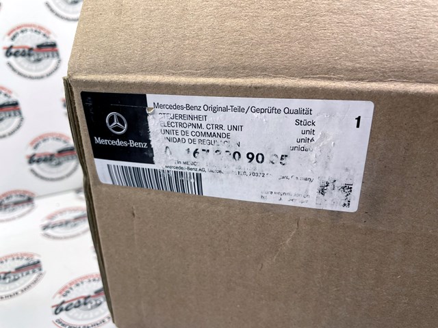 Блок управления пневмоподвеской A1673209005 Mercedes