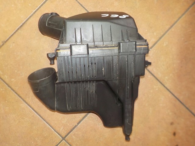 Корпус фильтра 165003077R Renault (RVI)