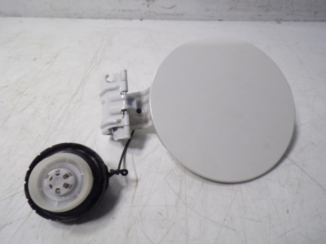 Alcapão do tanque de combustível Toyota RAV4 IV A4