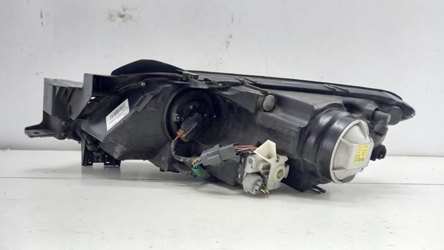 Фара правая Mazda EH1051030