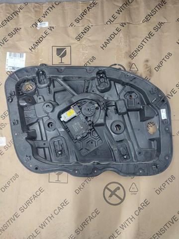 Купить 30747091 Volvo Подъемник механический ветрового стекла