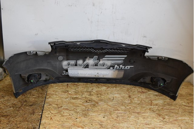 Передний бампер 5211912939 Toyota