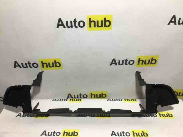 Купить LR058475 Land Rover Нижний дефлектор радиатора