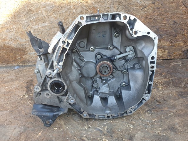 Коробка переключения передач Renault (RVI) JR5332 цена, от 421.24 USD