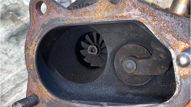 14411AA400 Subaru Турбонаддув