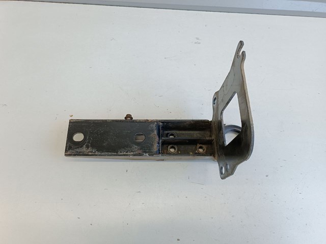  Land Rover LR044060 цена, от 25.34 USD