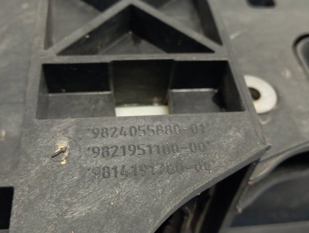  Peugeot/Citroen 982405588001 цена, от 138.66 USD