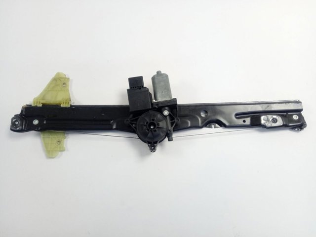 Купить 9829889780 Peugeot/Citroen Подъемник механический ветрового стекла