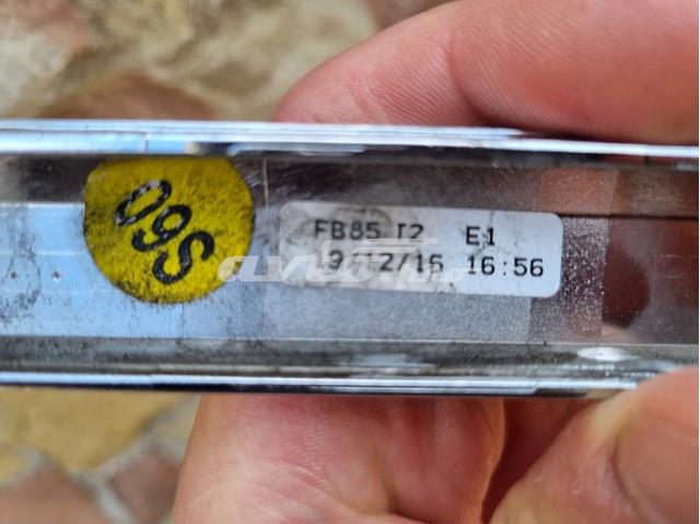 5618534592ZZ VAG Молдинг заднего бампера, левый