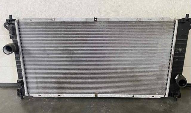 Compre Radiador de esfriamento de motor SsangYong Actyon 