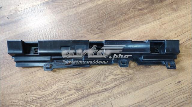 7256916 BMW Кронштейн наружной накладки порога правой