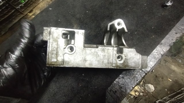 Купить 11162247711 Land Rover 