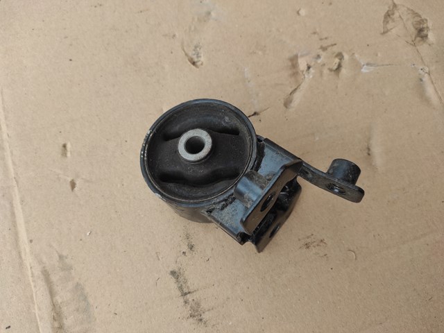 Подушка двигателя передняя Chery S211001510