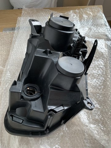 Правая фара FP5627R5P FPS
