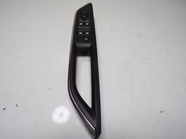 Купить 98248411ZD Peugeot/Citroen Кнопки переднего левого стеклоподъёмника