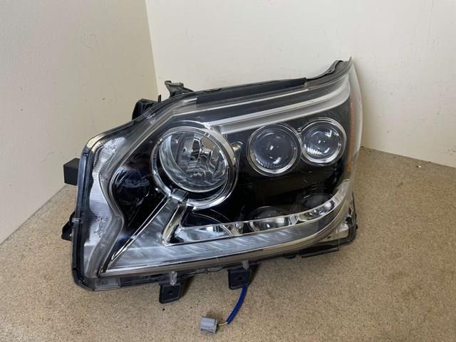  8118560G21 Toyota