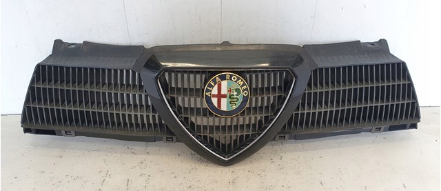 Решетка радиатора на Alfa Romeo 155 167 (Альфа-ромео 155)