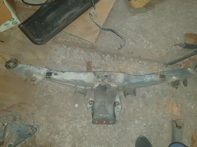 Viga de suspensão traseira (plataforma veicular) para BMW 5  E34