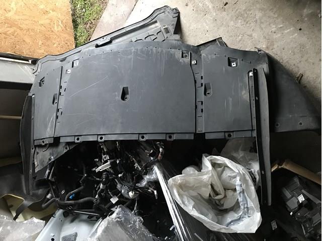 Защита бампера заднего Tesla 600818000C