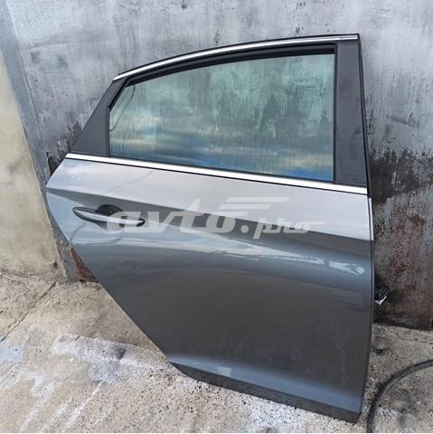 Задняя правая дверь Hyundai/Kia 77004C2000