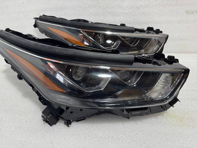 Купить 811100E521 Toyota Фара основная правая
