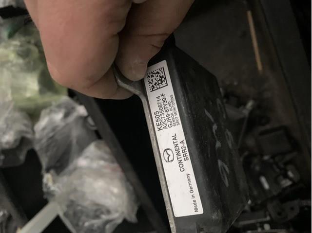 GJR967Y30F Mazda 