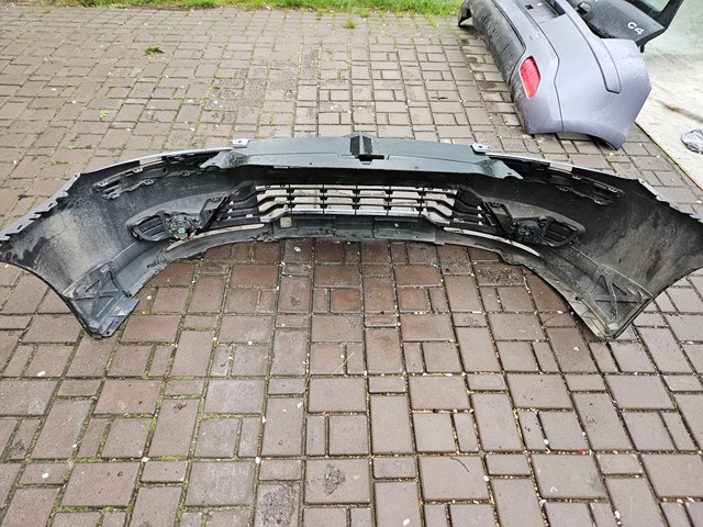 Pára-choque dianteiro 9652932777 Peugeot/Citroen