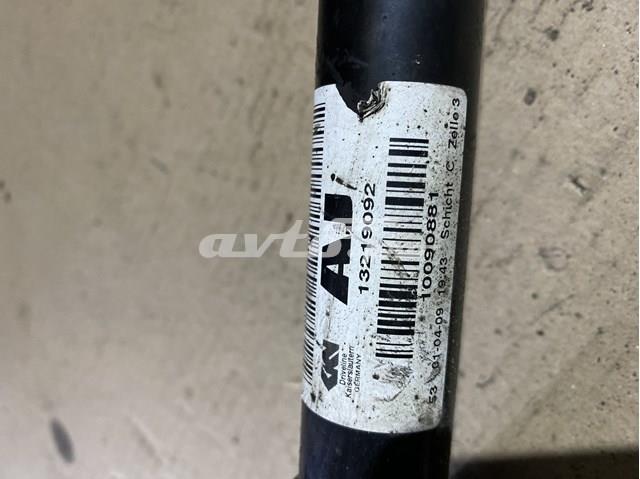 Полуось передняя 13219092 General Motors