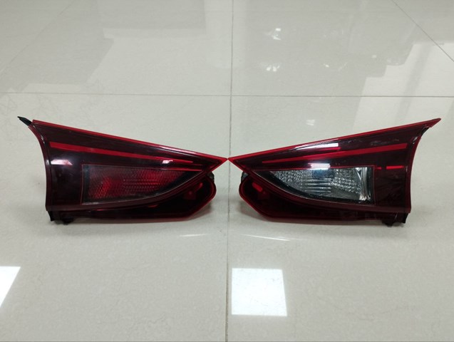 Купить BJF1513G0B Mazda Стоп задний