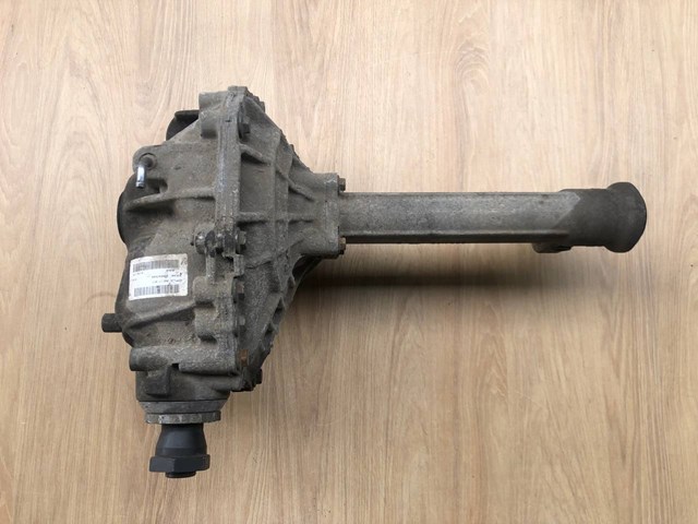 Передний редуктор LR066511 Land Rover