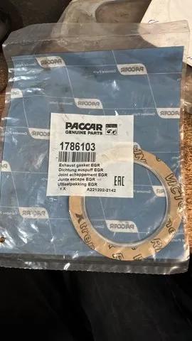 1786103 DAF 