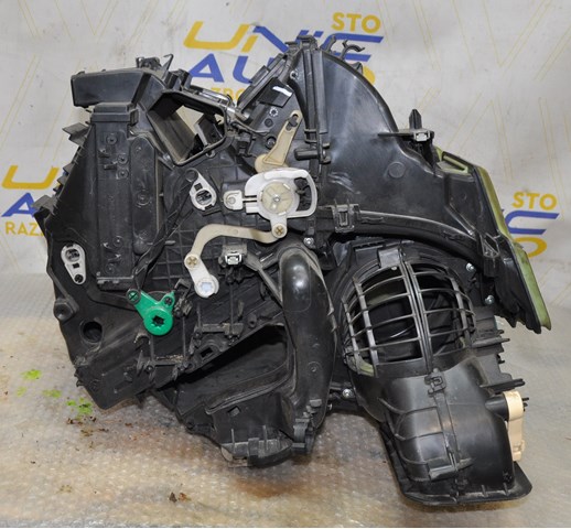 Купить 272703227R Renault (RVI) 