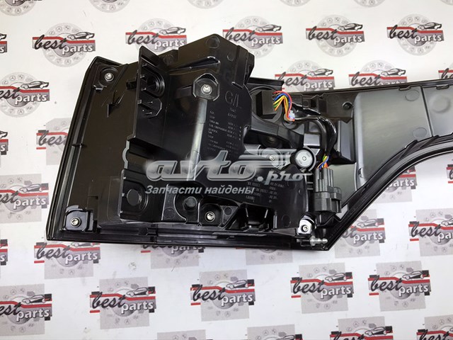 Купить LR136857 Land Rover Левый стоп