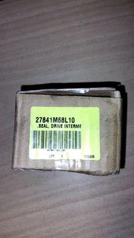 2743168L00 Suzuki Накладка задней левой двери, верхняя
