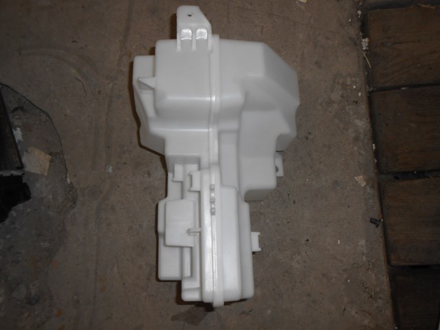 Купить 32274693 Volvo Бачок омывайки