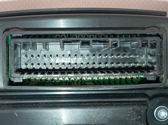 Приборная доска (щиток приборов) Renault (RVI) 248101840R цена, от  USD