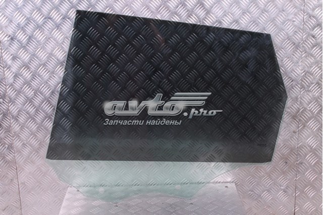 Окно задней двери Land Rover LR043950 цена, от 44.31 USD