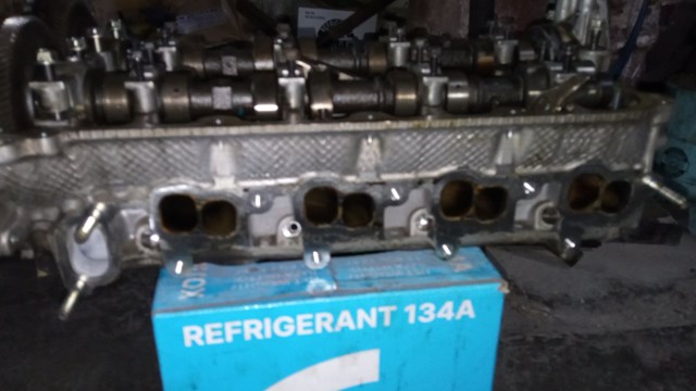 R2AA10100 Mazda Головка блока цилиндров