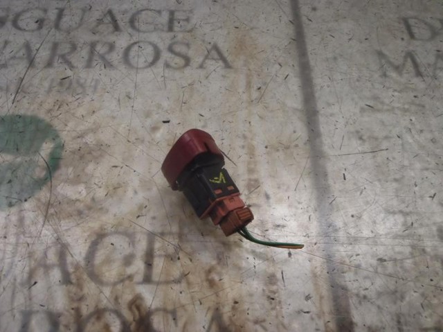  Botão de ativação do sinal de emergência Citroen Jumpy II сaixa (2007 - 2016) II