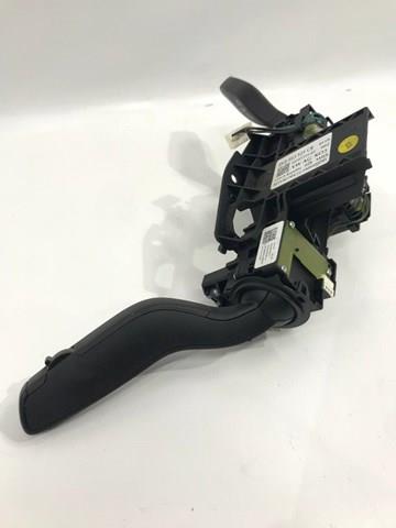Переключатели подрулевые VAG 8V0953521CB цена, от 30.47 USD