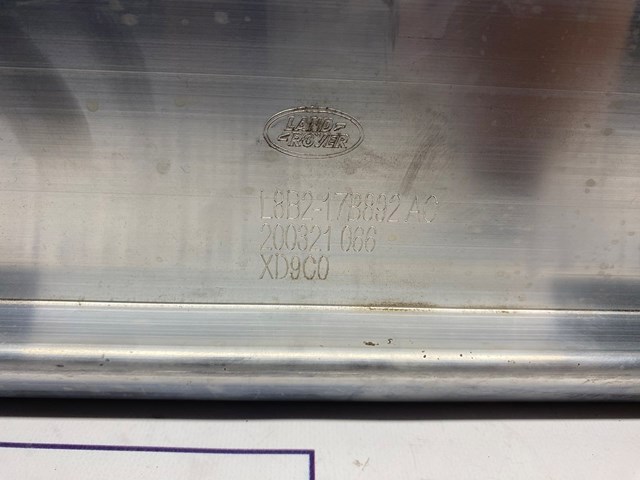 Купить LR147834 Land Rover 