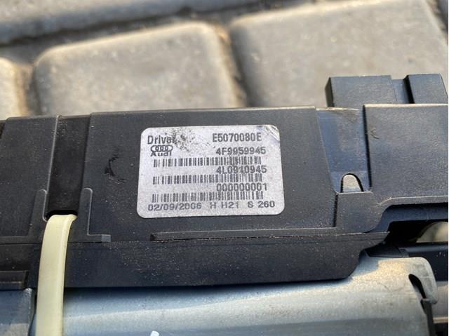 4L0898851 VAG Elemento de regulación, cierre centralizado, puerta de maletero original y equivalente