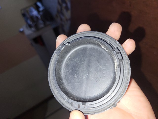 Купить 1305219122 Mercedes Крышка фары задняя