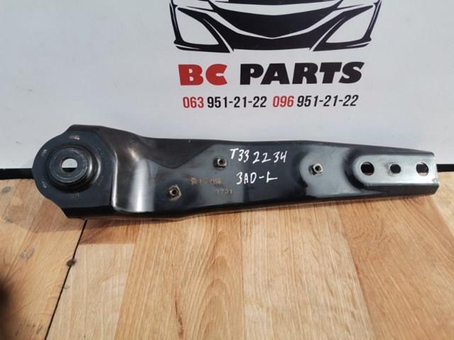 554526RR0A Nissan/Infiniti Кронштейн задней балки