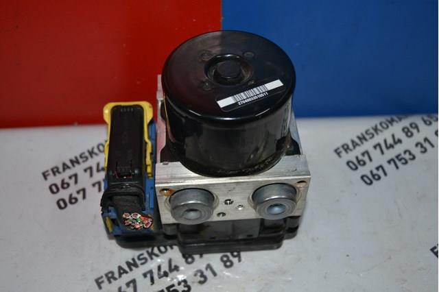 Блок управления АБС  Renault (RVI) 476607984R