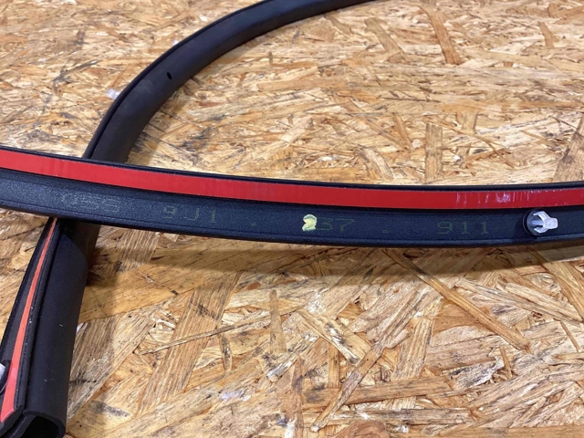 9J1837911 Porsche 