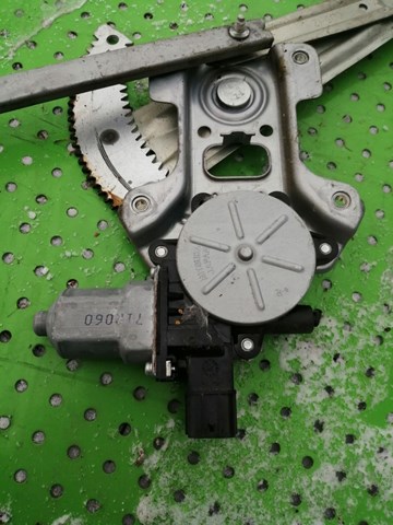  Mecanismo de acionamento de vidro da porta dianteira direita Mitsubishi Outlander II SUV (CW) (2010 - 2012) II