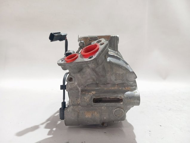 Компрессор кондиционера 926006UB0A Nissan/Infiniti