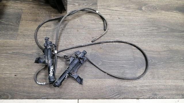Купить LR036173 Land Rover Шланг омывателя фар