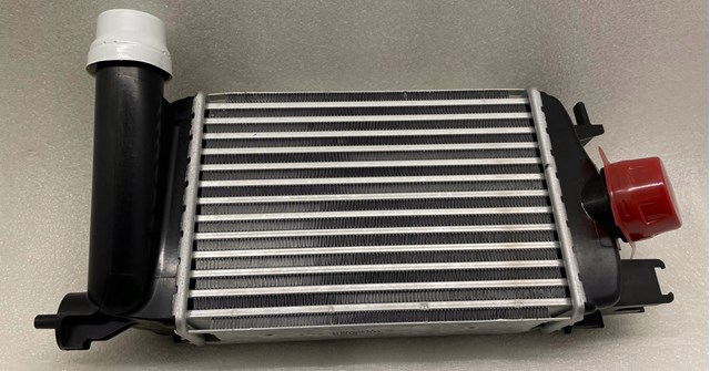 144615FA0A Nissan radiador de intercooler